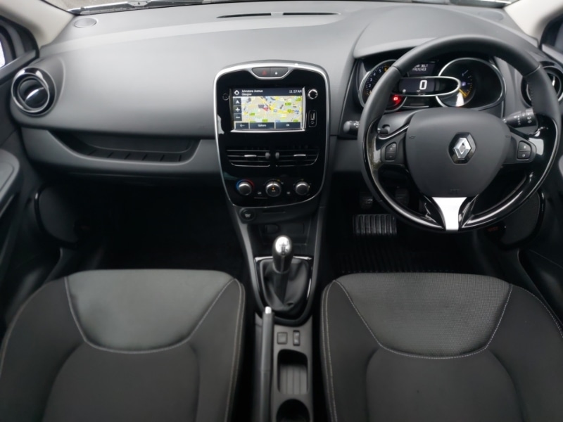 Used Renault Clio 2015 for sale - 76135017: Photo 2