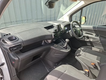 Used Vauxhall Combo 2024 for sale - 79373043: Photo