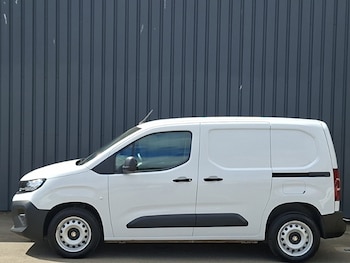 Used Vauxhall Combo 2024 for sale - 79373043: Photo