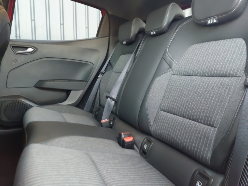 Used Renault Clio 2023 for sale - 76054951: Photo 6