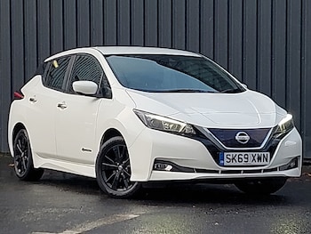 Nissan - Leaf