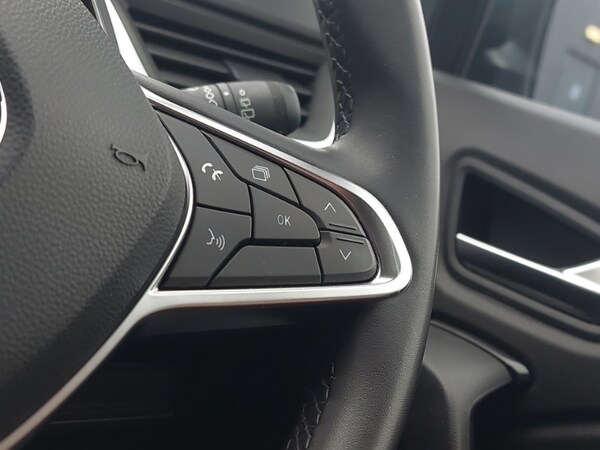 Used Renault Captur 2022 for sale - 76199178: Photo 18