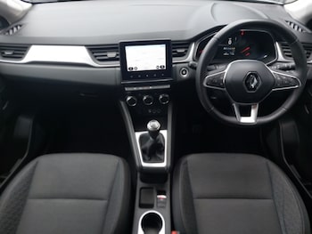 Used Renault Captur 2022 for sale - 76199178: Photo 2
