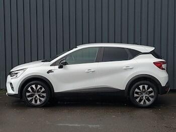 Used Renault Captur 2022 for sale - 77454008: Photo