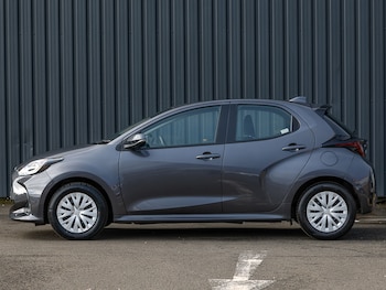 Used Mazda Mazda2 HYBRID 2022 for sale - 77656865: Photo