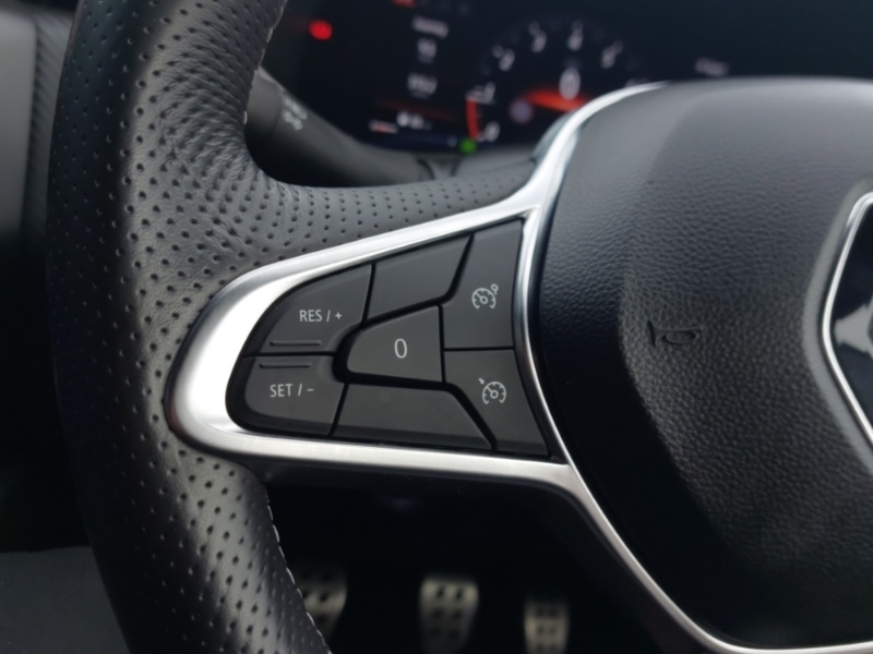 Used Renault Clio 2023 for sale - 76726424: Photo 18