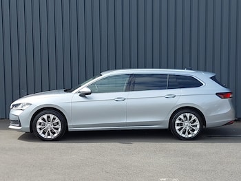 Used Skoda Superb 2024 for sale - 76450775: Photo