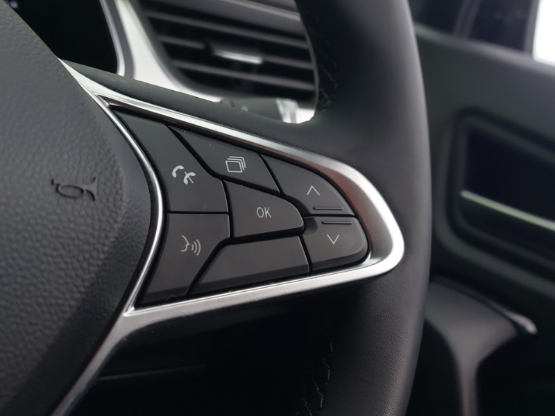 Used Renault Captur 2021 for sale - 76450786: Photo 17