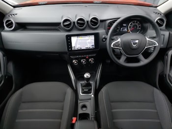 Used Dacia Duster 2022 for sale - 76150676: Photo