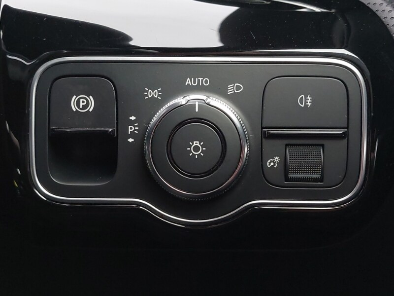 Used Mercedes-Benz A-Class 2019 for sale - 76543805: Photo 19