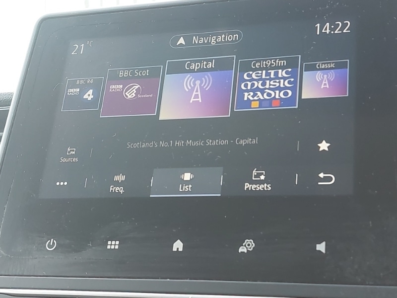 Used Renault Captur 2023 for sale - 77947549: Photo 11