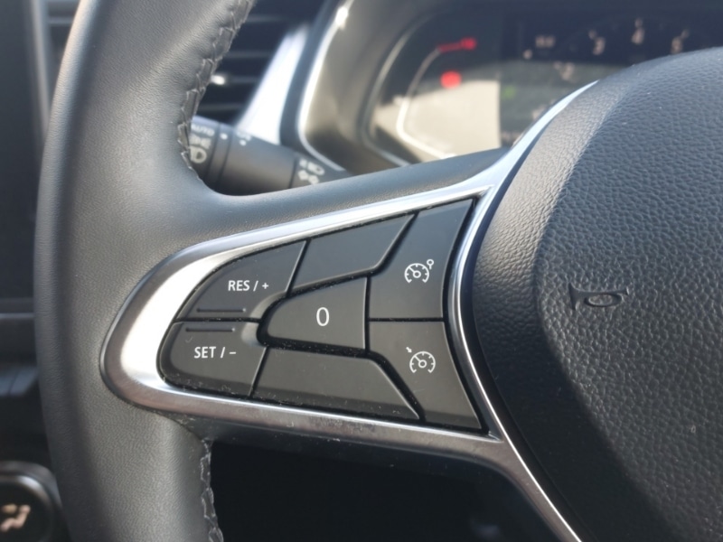 Used Renault Captur 2023 for sale - 77947549: Photo 14