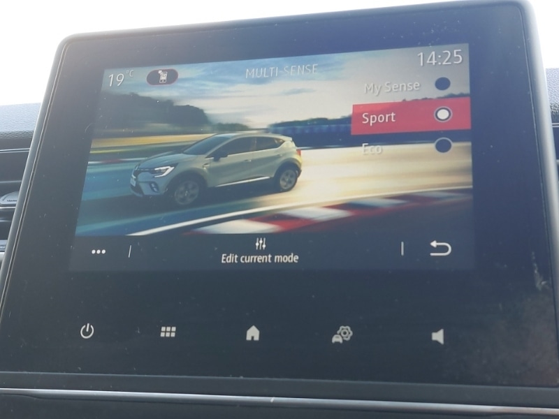 Used Renault Captur 2023 for sale - 77947549: Photo 18