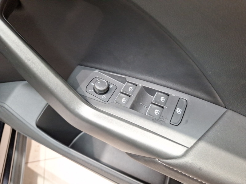 Used Volkswagen T-Cross 2024 for sale - 76560339: Photo 17