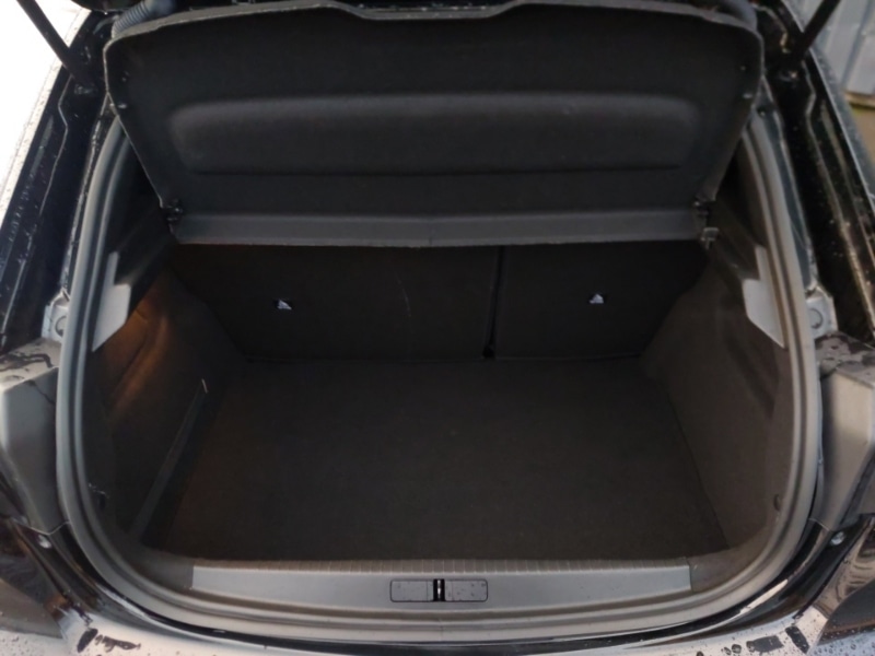 Used Peugeot 208 2023 for sale - 77008697: Photo 8