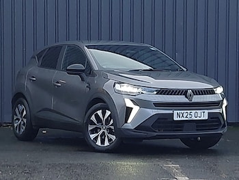 Used Renault Captur 2025 for sale - 76414471: Photo