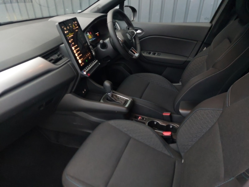 Used Renault Captur 2025 for sale - 76414471: Photo 5