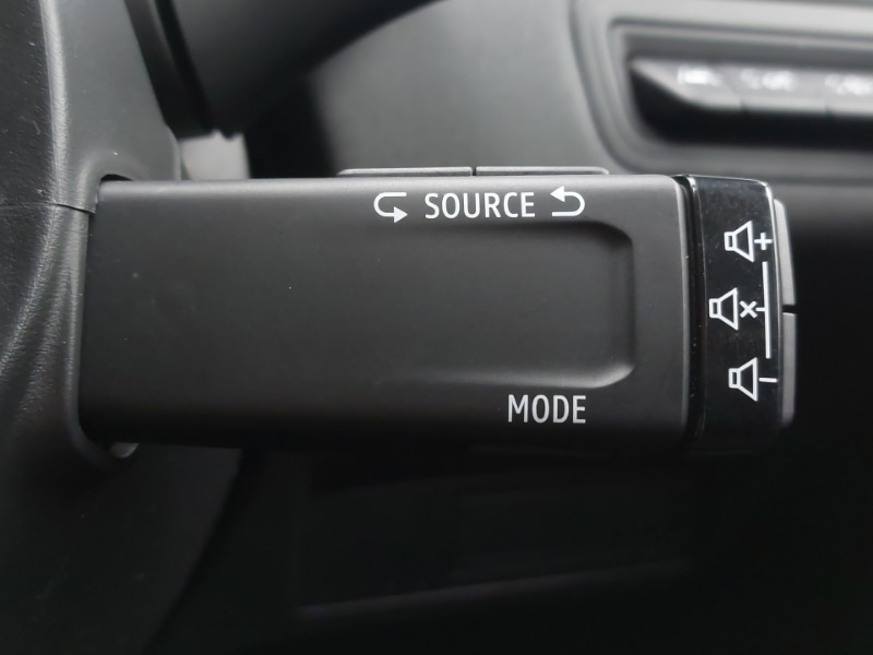 Used Renault Captur 2020 for sale - 76325783: Photo 18