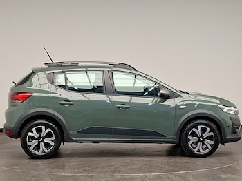 Used Dacia Sandero Stepway 2023 for sale - 79420643: Photo