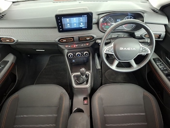 Used Dacia Sandero Stepway 2023 for sale - 79420643: Photo