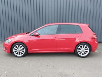 Used Volkswagen Golf 2019 for sale - 79468320: Photo