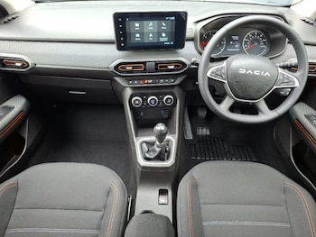 Used Dacia Sandero Stepway 2023 for sale - 79315887: Photo