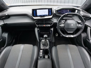 Used Peugeot 2008 2023 for sale - 78987611: Photo