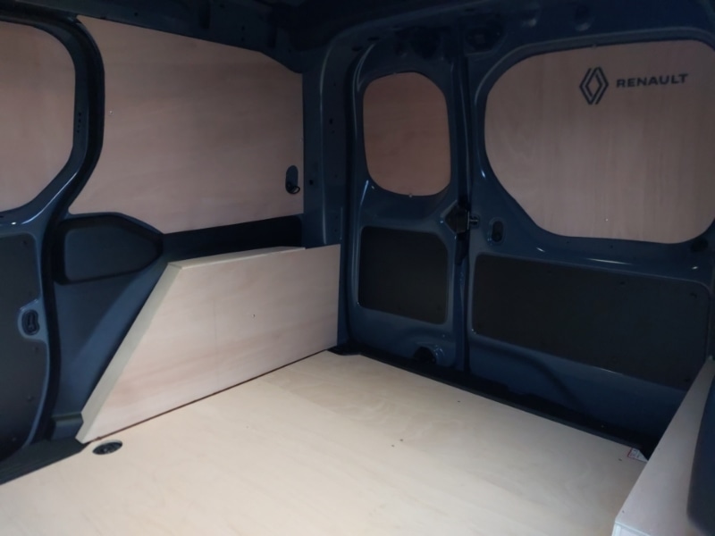 Used Renault Kangoo 2025 for sale - 77265605: Photo 6