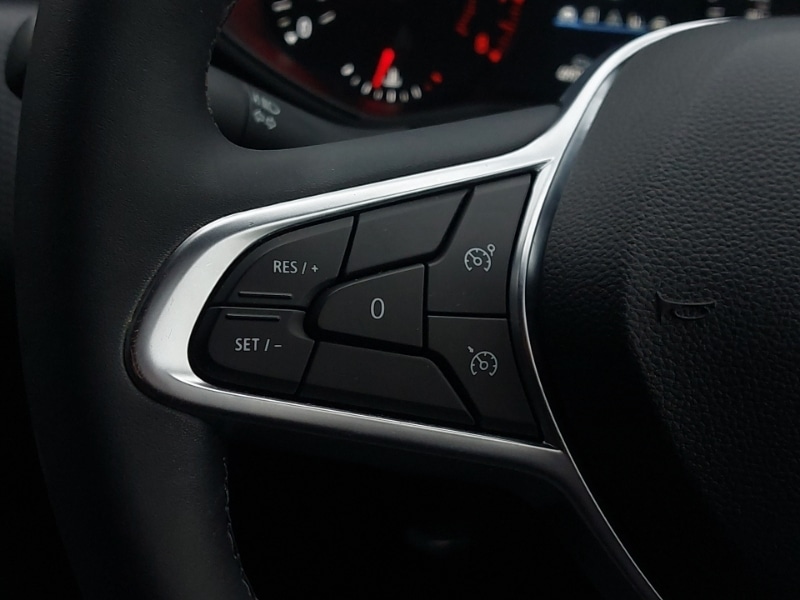 Used Renault Clio 2021 for sale - 77154838: Photo 17