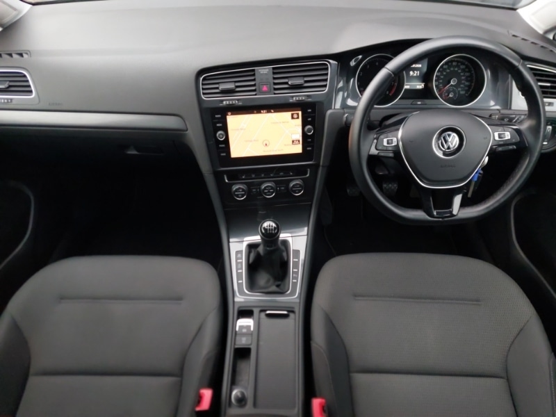 Used Volkswagen Golf 2020 for sale - 77385687: Photo 2