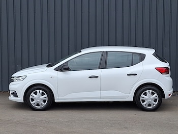 Used Dacia Sandero 2022 for sale - 78490500: Photo