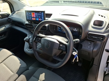 Used Citroen Berlingo 2024 for sale - 79278468: Photo