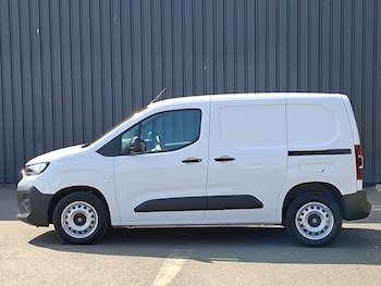 Used Citroen Berlingo 2024 for sale - 79278468: Photo