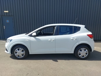 Used Dacia Sandero 2023 for sale - 79489581: Photo