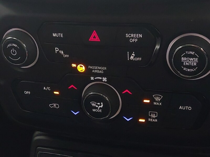 Used Jeep Renegade 2023 for sale - 77466872: Photo 16