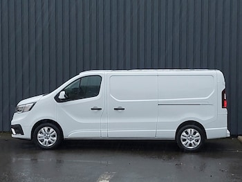 Used Renault Trafic 2025 for sale - 77695035: Photo