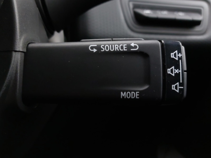 Used Renault Clio 2022 for sale - 77611124: Photo 18