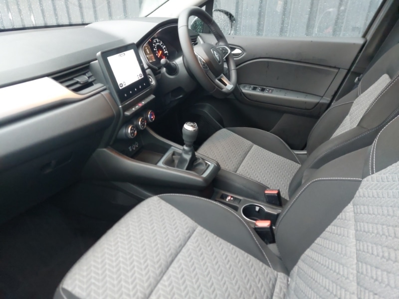 Used Renault Captur 2022 for sale - 76165922: Photo 5