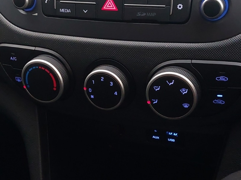 Used Hyundai i10 2019 for sale - 76628879: Photo 14