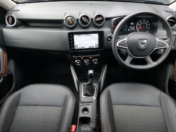 Used Dacia Duster 2022 for sale - 76237989: Photo 2
