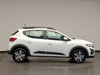 Used Dacia Sandero Stepway 2025 for sale - 79529507: Photo