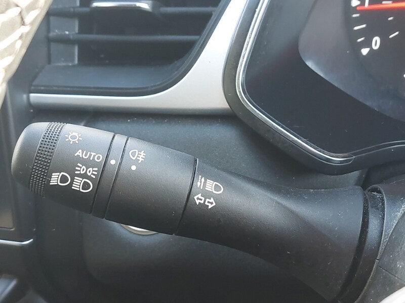 Used Renault Captur 2023 for sale - 77852296: Photo 18