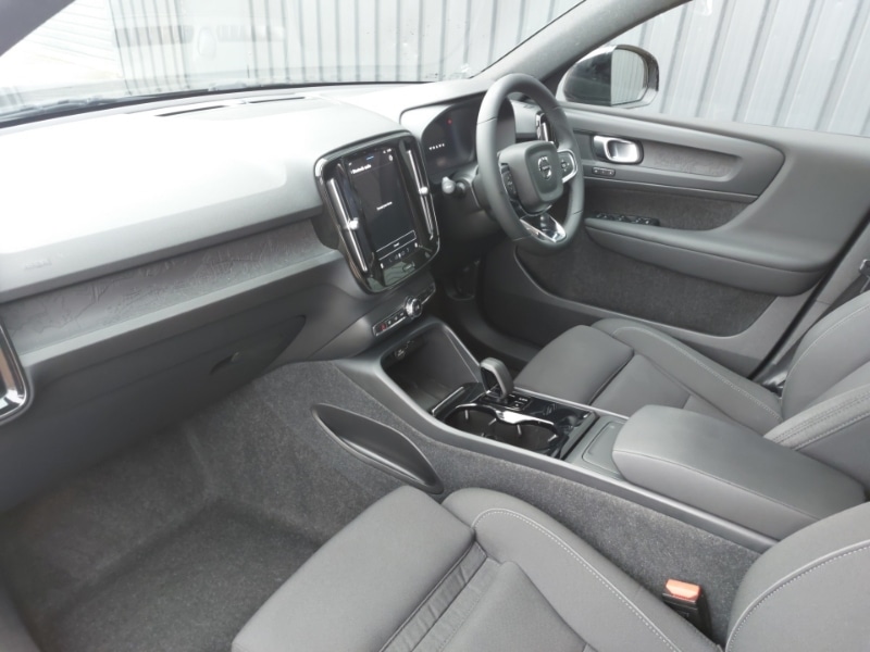 Used Volvo XC40 2023 for sale - 77786697: Photo 5