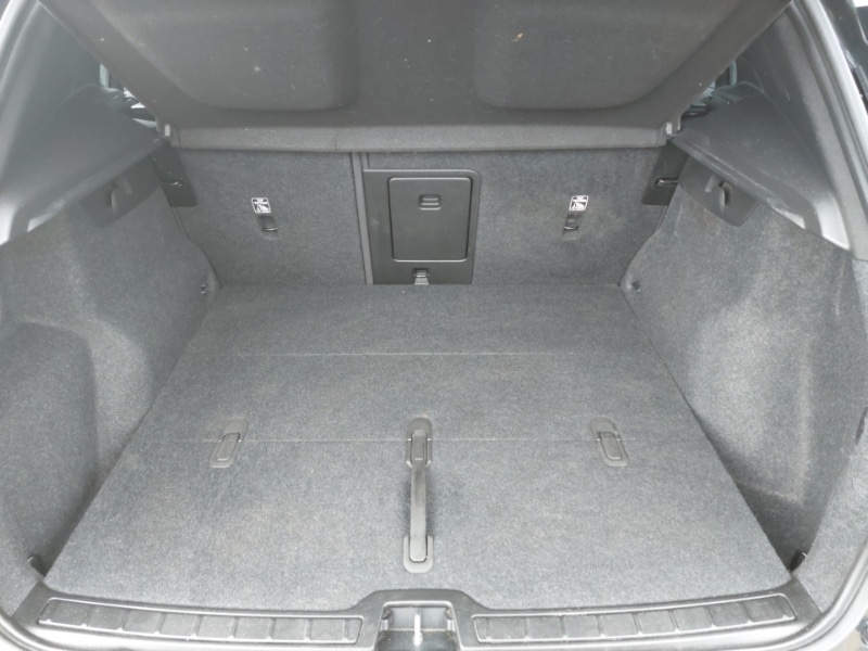 Used Volvo XC40 2023 for sale - 77786697: Photo 8