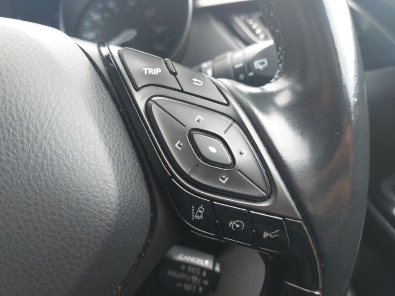 Used Toyota C-HR 2018 for sale - 77947547: Photo 16