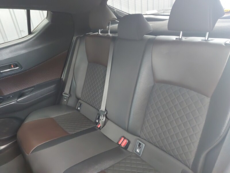 Used Toyota C-HR 2018 for sale - 77947547: Photo 6