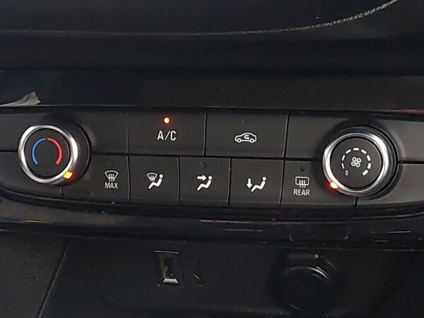 Used Vauxhall Corsa 2022 for sale - 76237939: Photo 13