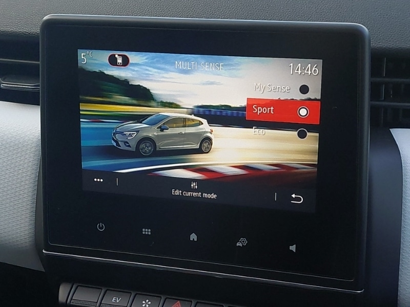 Used Renault Clio 2022 for sale - 77126108: Photo 15