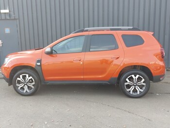 Used Dacia Duster 2023 for sale - 78113723: Photo