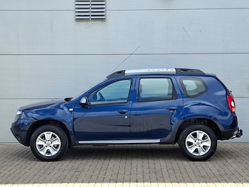 Used Dacia Duster 2015 for sale - 79087036: Photo